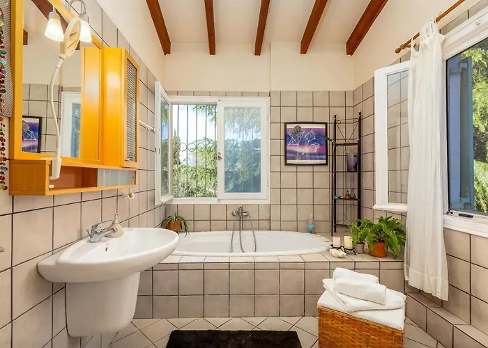 منزل ريفي Eythimia