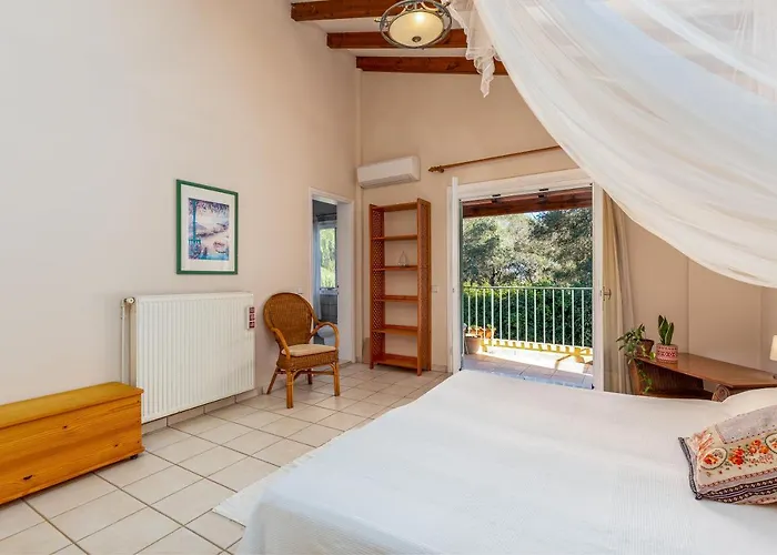 منزل ريفي Eythimia Sinarádes