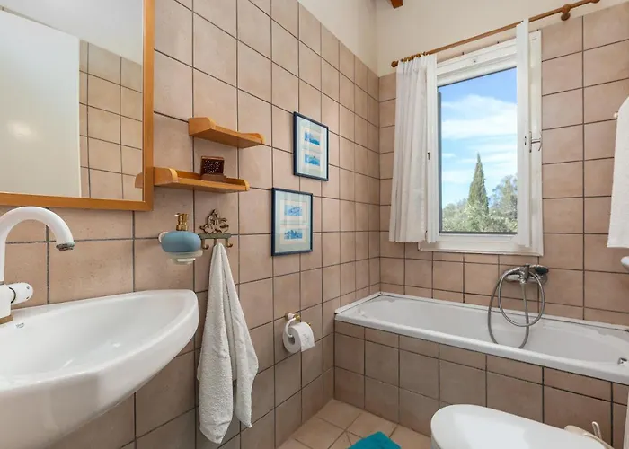 منزل ريفي Eythimia Sinarádes