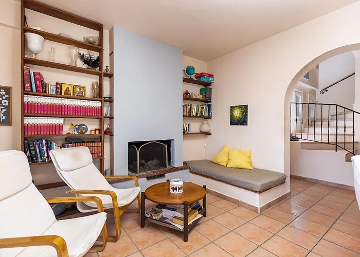 בית כפרי Eythimia *